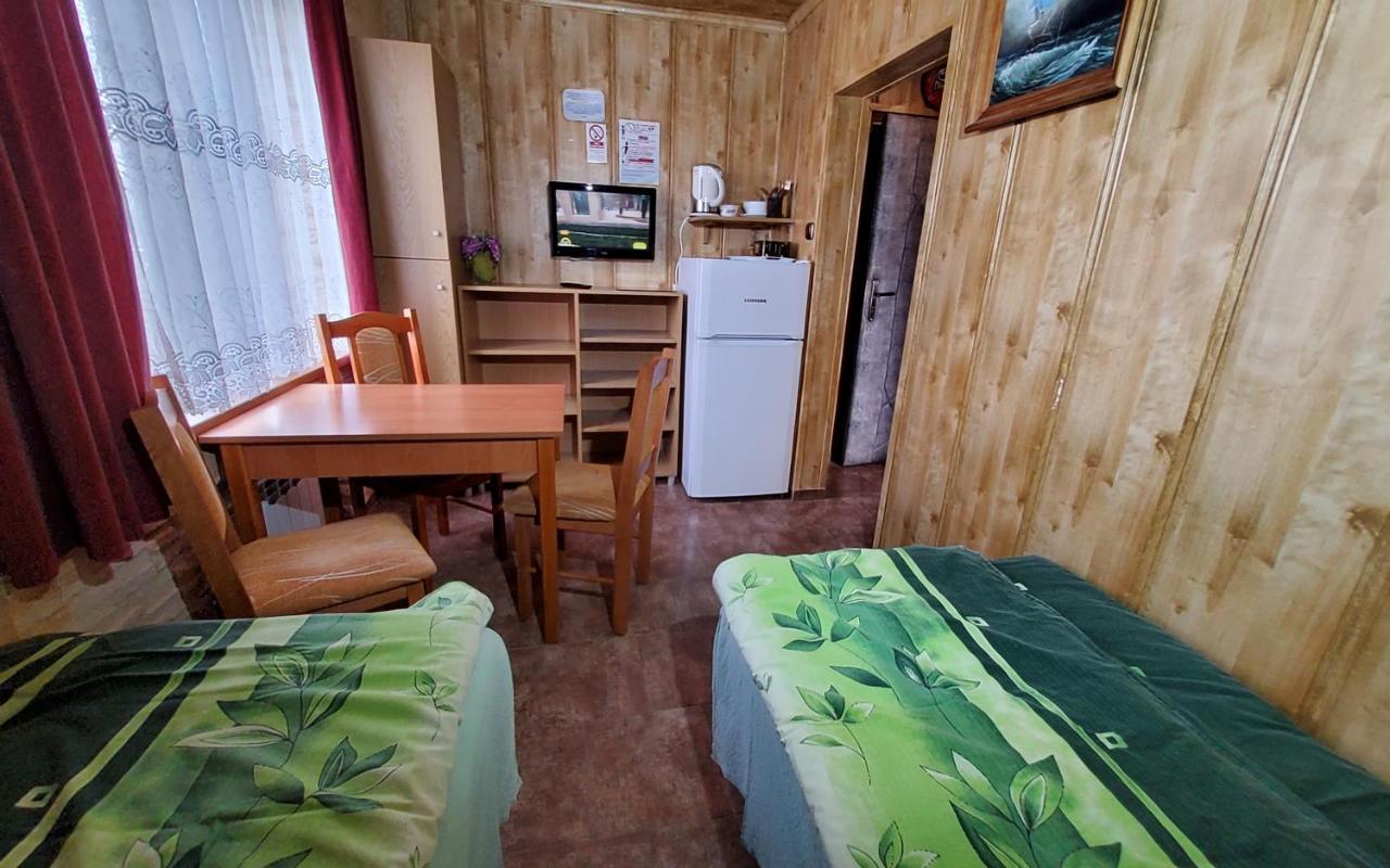 Willa U Damiana - Pokoje Noclegi Nad Morzem Mielno  Buitenkant foto